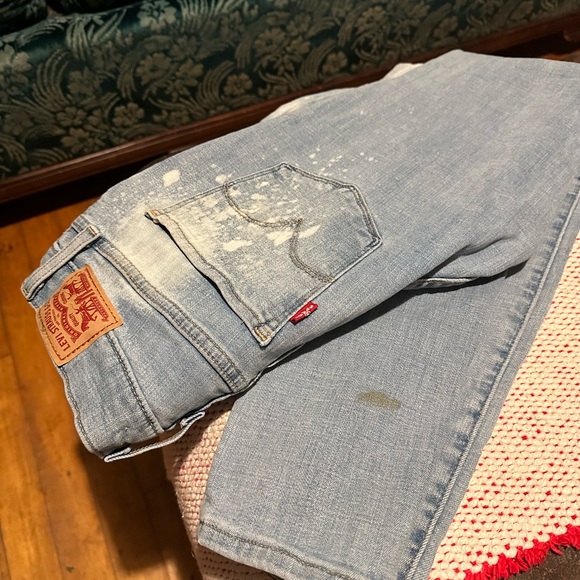 Levi’s 311 Shaping Skinny Jeans - Picture 6 of 8